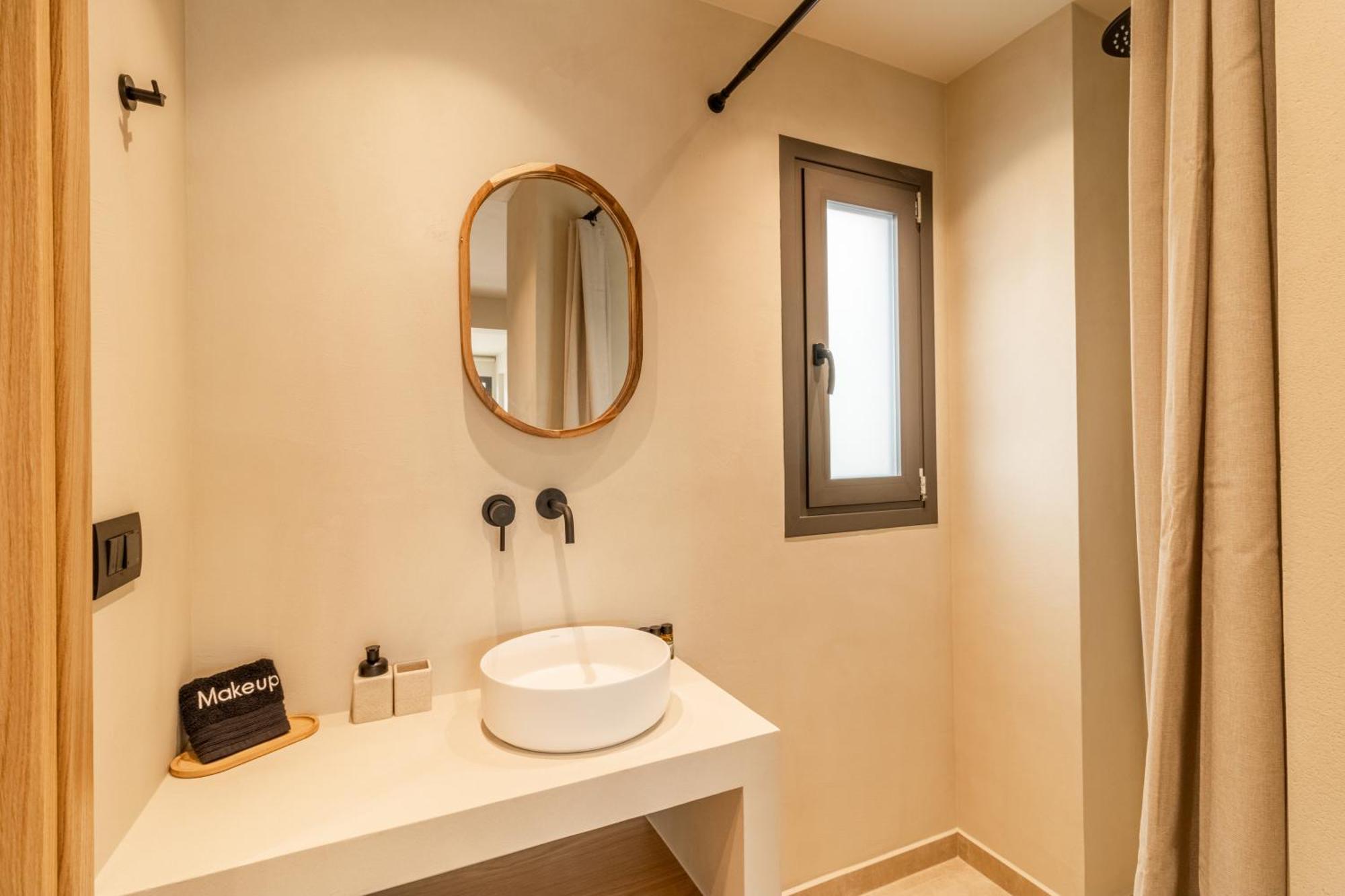 Adorno Private Suites Only Adults & Kids 12 Plus Vrasná Eksteriør bilde